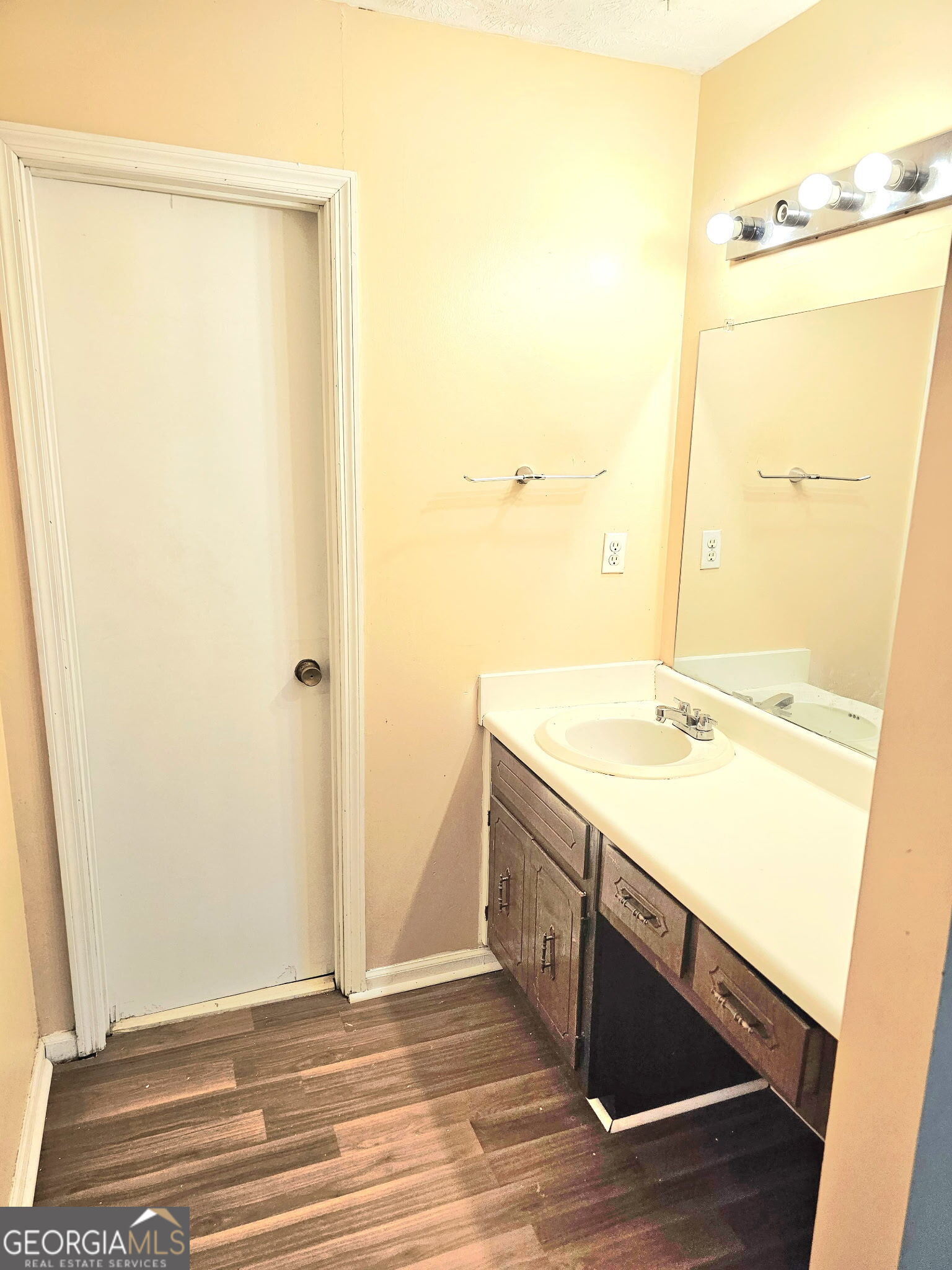 5784 Albans Circle Lithonia GA 30058
