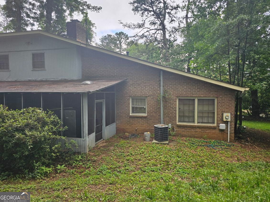 5784 Albans Circle Lithonia GA 30058