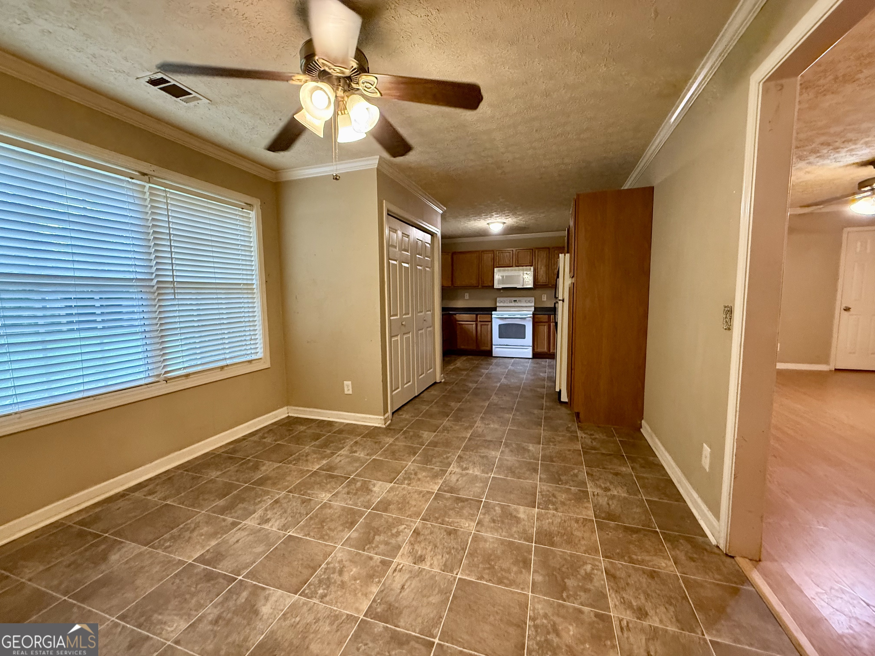 208 Donna Lane Dallas GA 30157