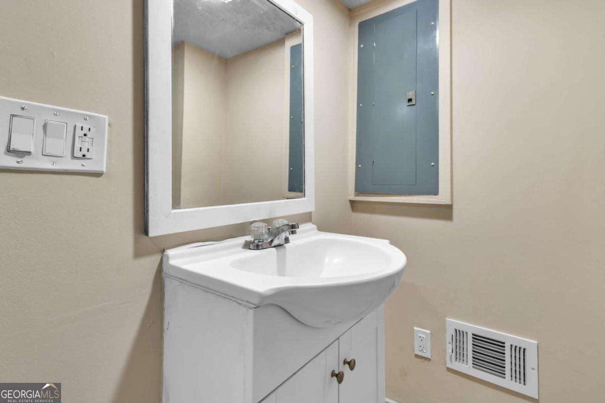 4310 Rocklane Drive Conley GA 30288