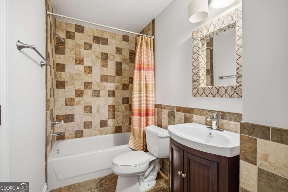715 Crown Cove Milton GA 30004