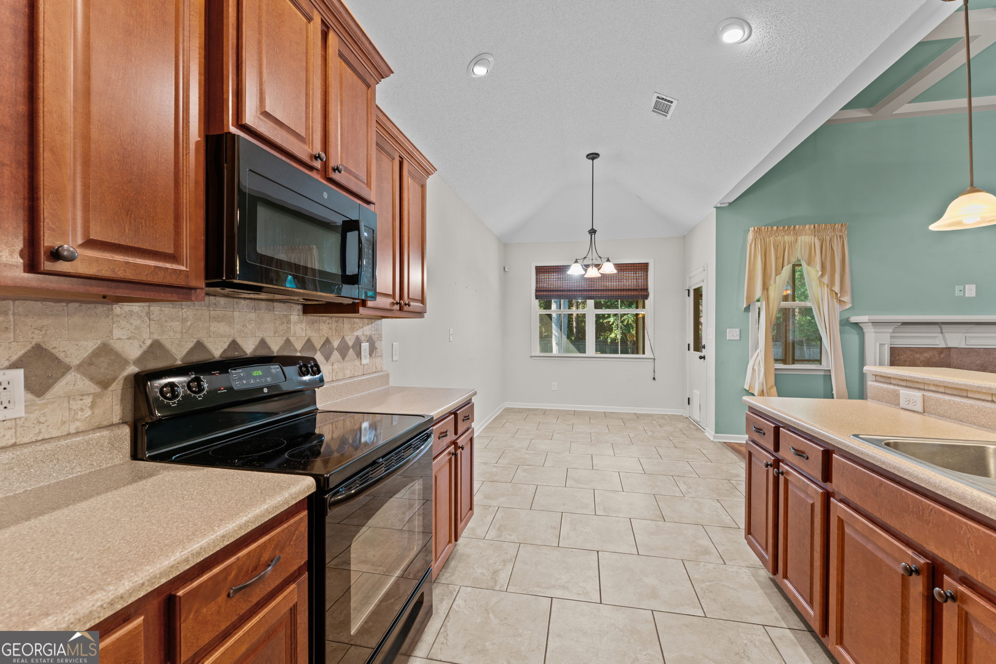 205 Edgarton Way Bonaire GA 31005