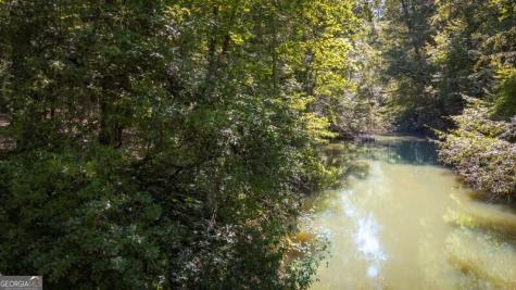 55 Santa Pera Drive Cleveland GA 30528