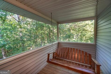 55 Santa Pera Drive Cleveland GA 30528