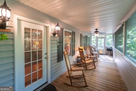 55 Santa Pera Drive Cleveland GA 30528