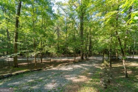 55 Santa Pera Drive Cleveland GA 30528