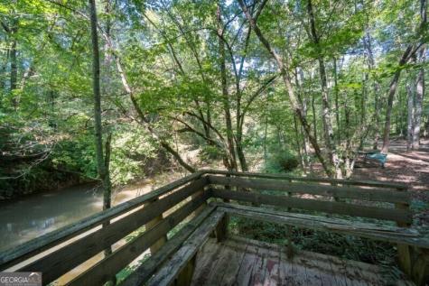 55 Santa Pera Drive Cleveland GA 30528