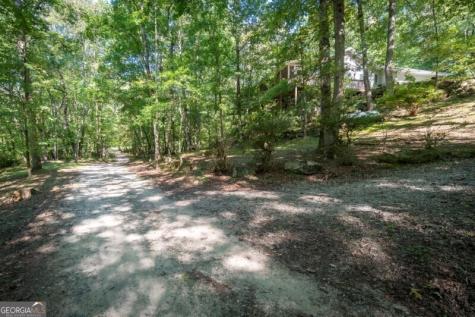 55 Santa Pera Drive Cleveland GA 30528