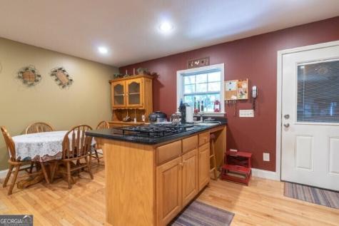 55 Santa Pera Drive Cleveland GA 30528