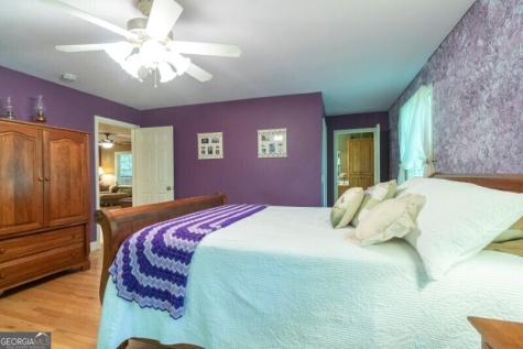 55 Santa Pera Drive Cleveland GA 30528