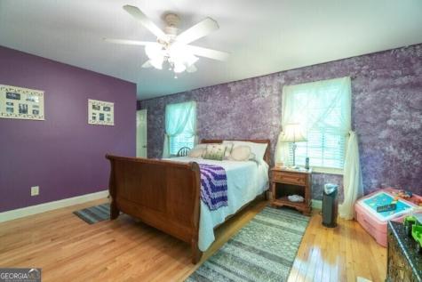 55 Santa Pera Drive Cleveland GA 30528