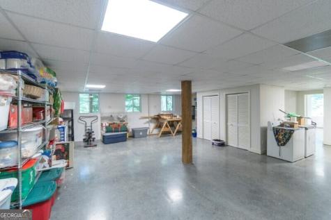 55 Santa Pera Drive Cleveland GA 30528