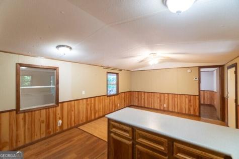 55 Santa Pera Drive Cleveland GA 30528