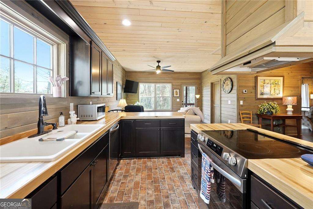 1041 Astro Court NE Ranger GA 30734