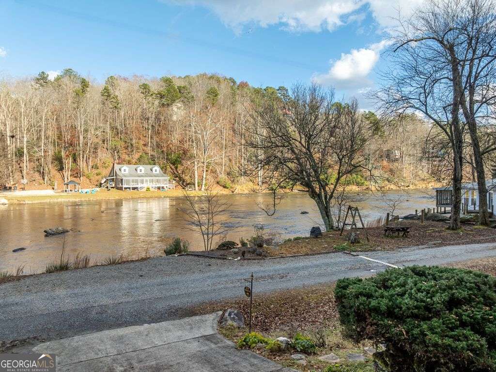 232 Riveredge Lane Ellijay GA 30540