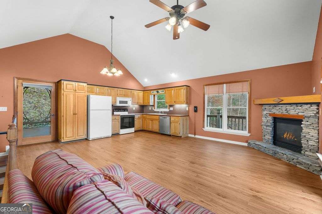 232 Riveredge Lane Ellijay GA 30540