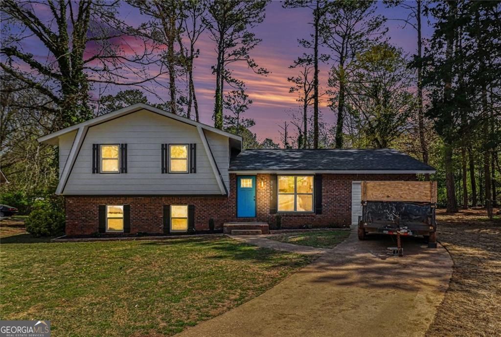 8778 Homewood Court Riverdale GA 30274