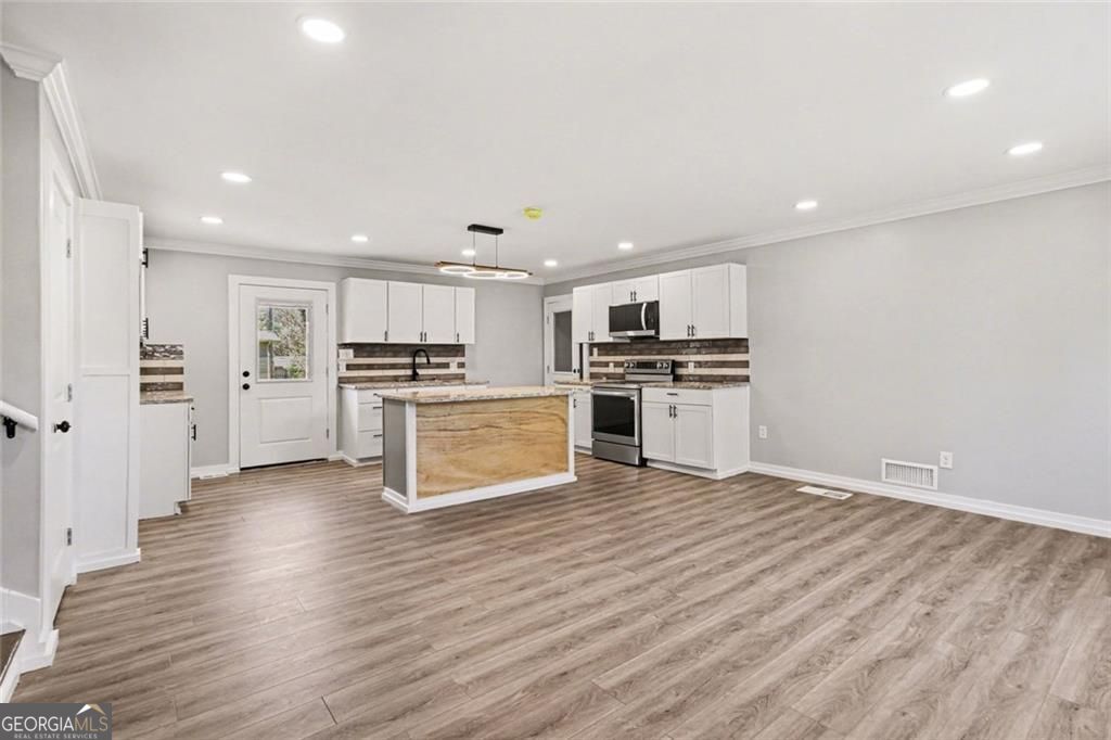 8778 Homewood Court Riverdale GA 30274