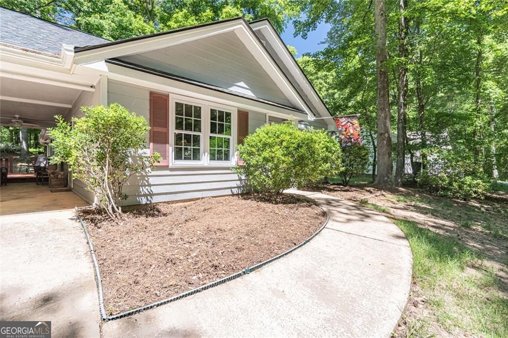 3430 Lakeside Lane Cumming GA 30040