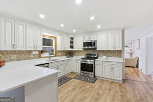 4040 Camaron Way Snellville GA 30039