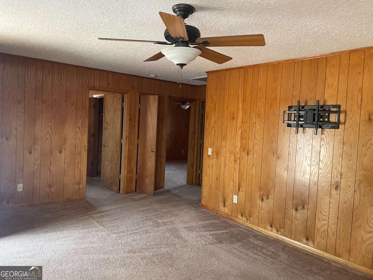 109 Lincoln Drive Glennville GA 30427