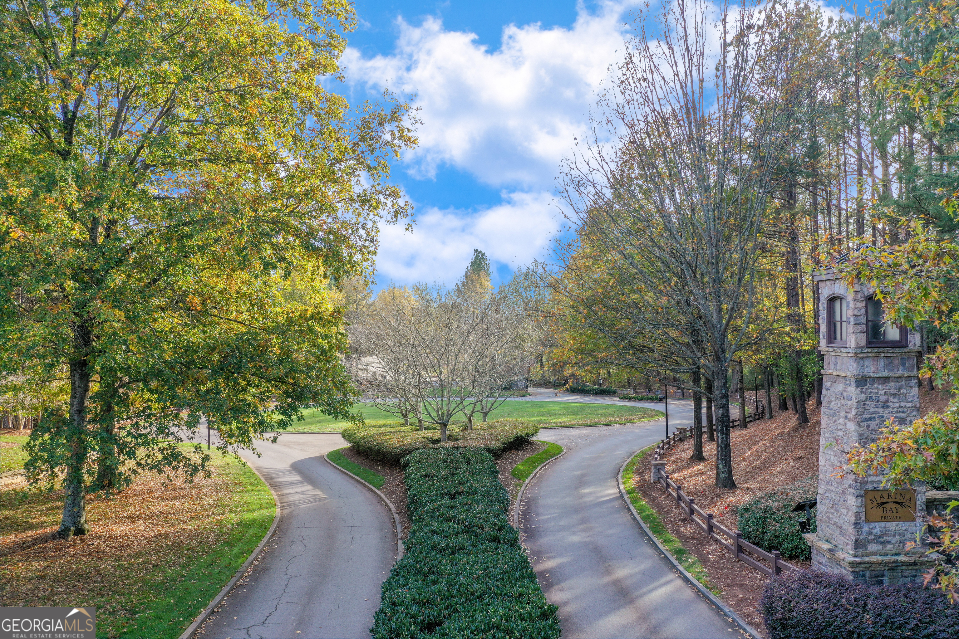 6878 S Bluff Court Gainesville GA 30506