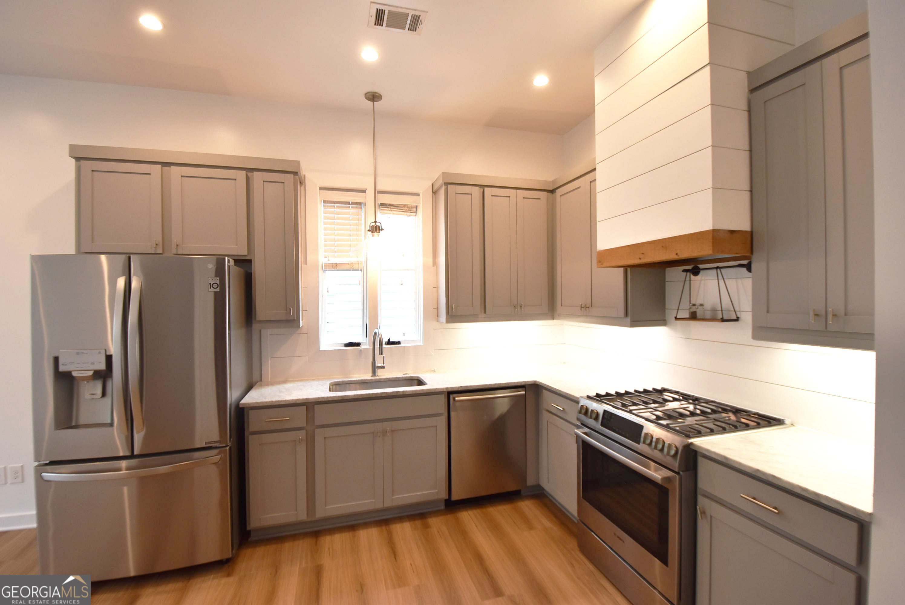 195 Breakspear Lane Fayetteville GA 30214