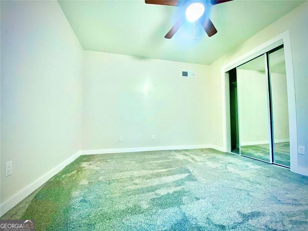 5390 Rockbridge Road Stone Mountain GA 30088