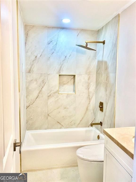 5390 Rockbridge Road Stone Mountain GA 30088