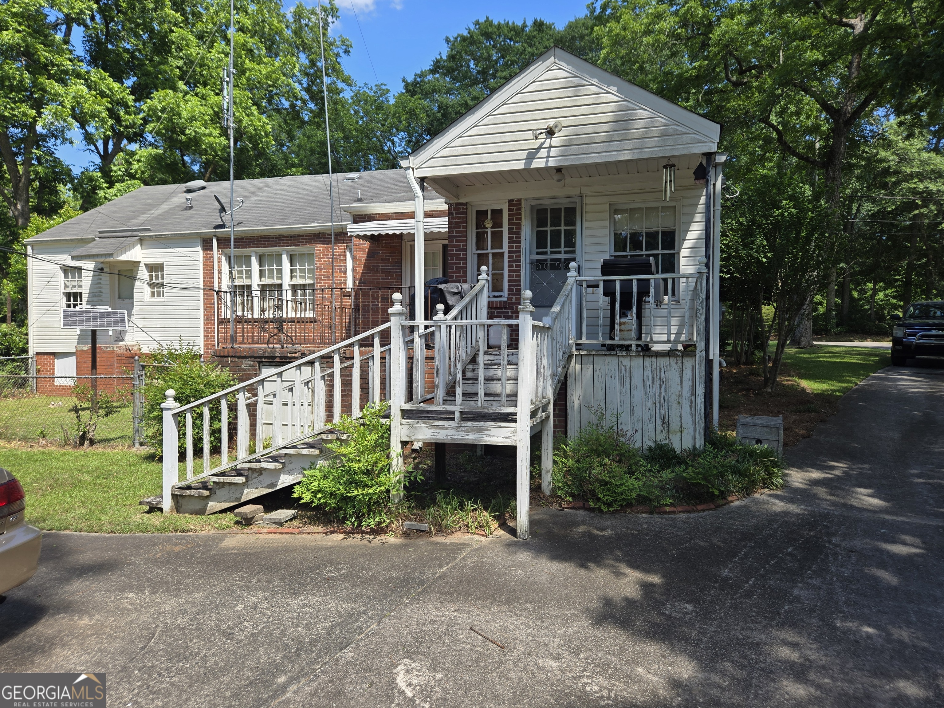 909 Thomaston Street Barnesville GA 30204