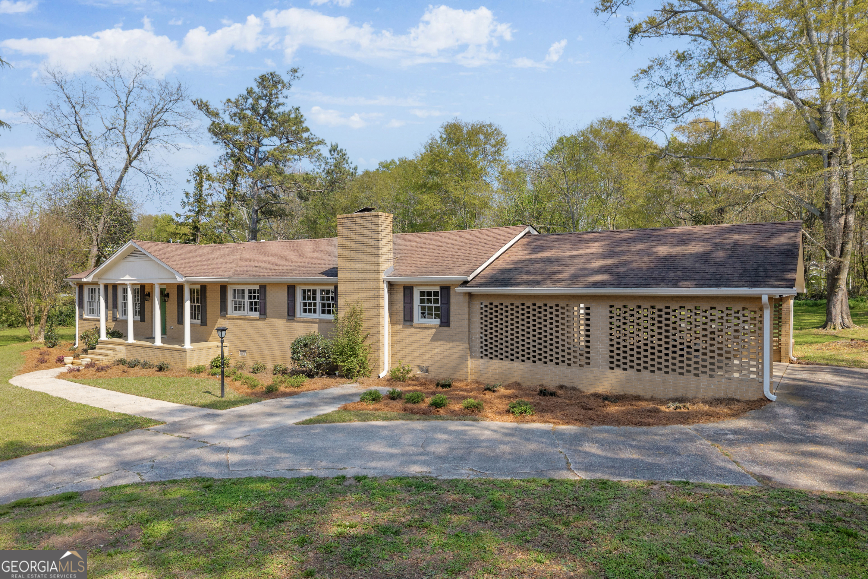 100 S Broad Street Bowman GA 30624