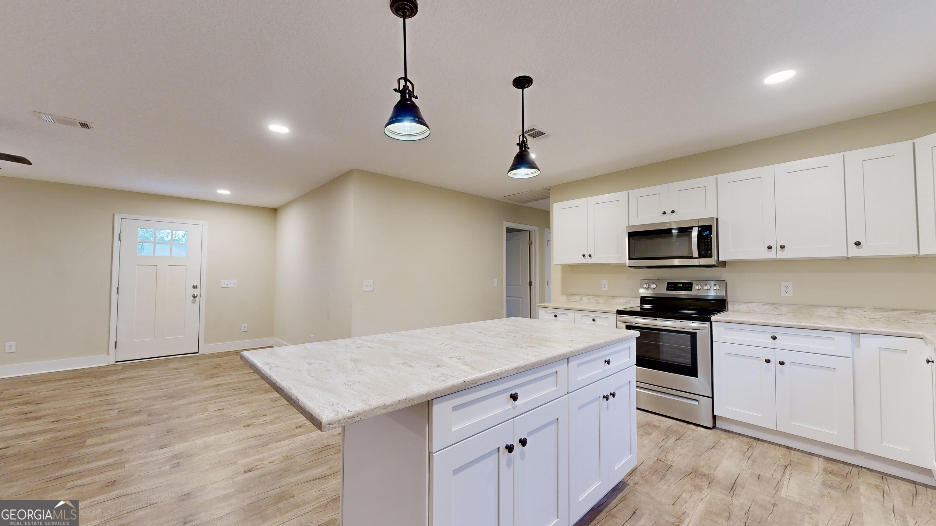 4756 Otter Creek Circle Blackshear GA 31516
