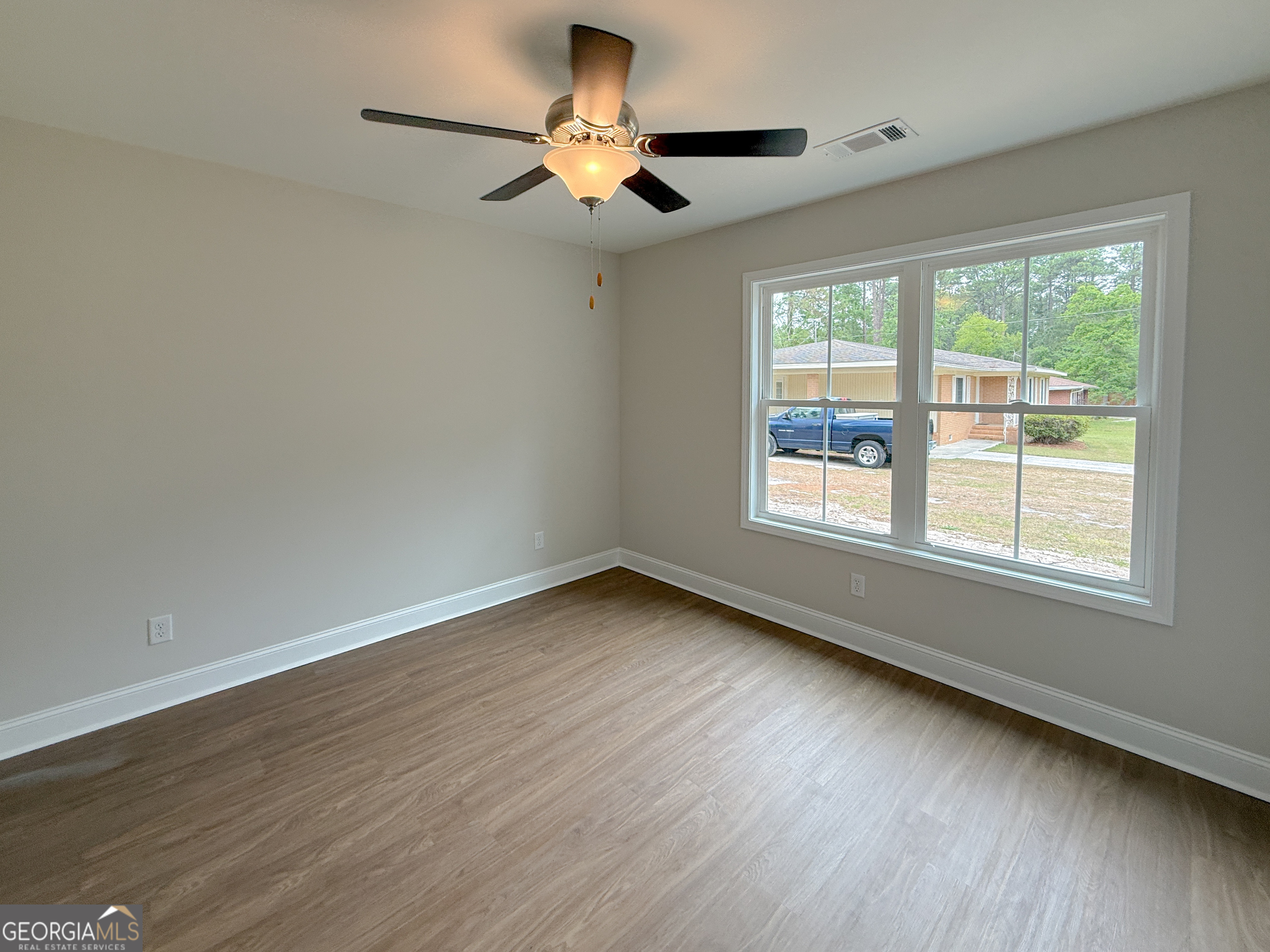 102 Ohoopee Street Reidsville GA 30453
