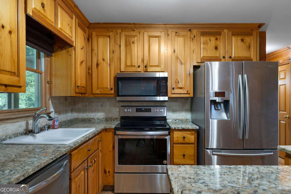 442 Cartecay River Run Ellijay GA 30536