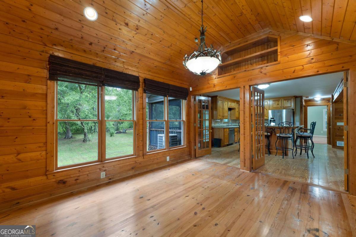 442 Cartecay River Run Ellijay GA 30536