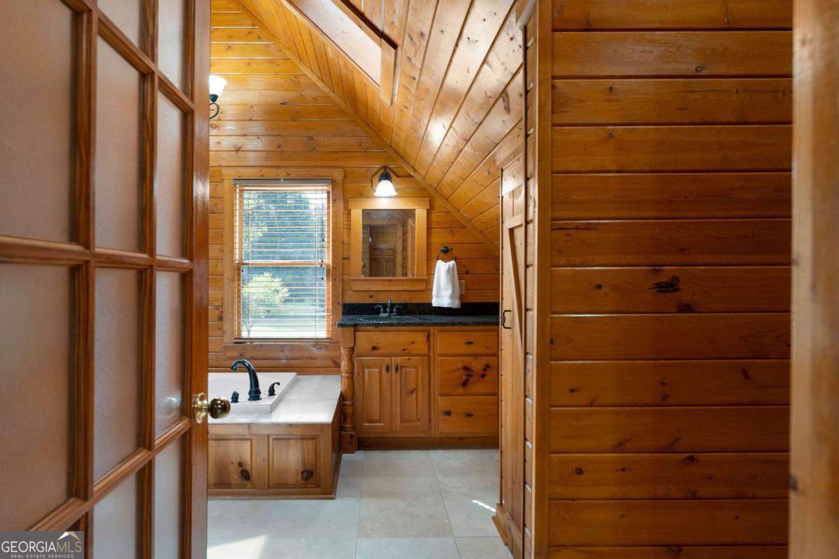 442 Cartecay River Run Ellijay GA 30536