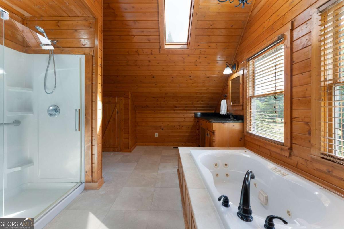 442 Cartecay River Run Ellijay GA 30536