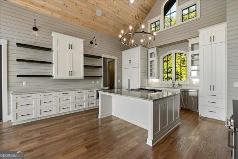 207 Utana Bluffs Trail Ellijay GA 30540
