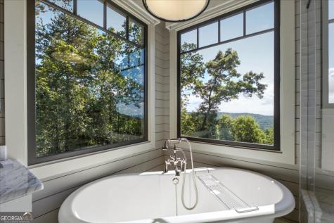 207 Utana Bluffs Trail Ellijay GA 30540