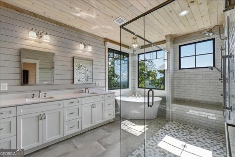207 Utana Bluffs Trail Ellijay GA 30540