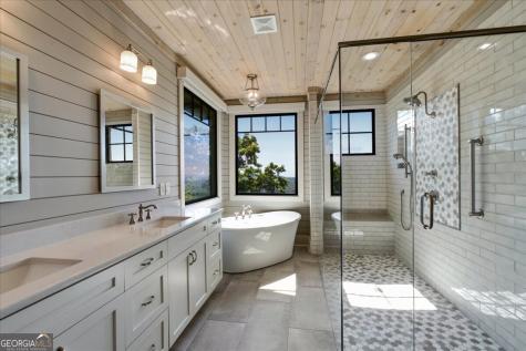207 Utana Bluffs Trail Ellijay GA 30540
