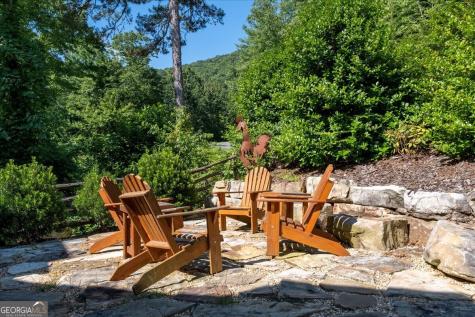 207 Utana Bluffs Trail Ellijay GA 30540