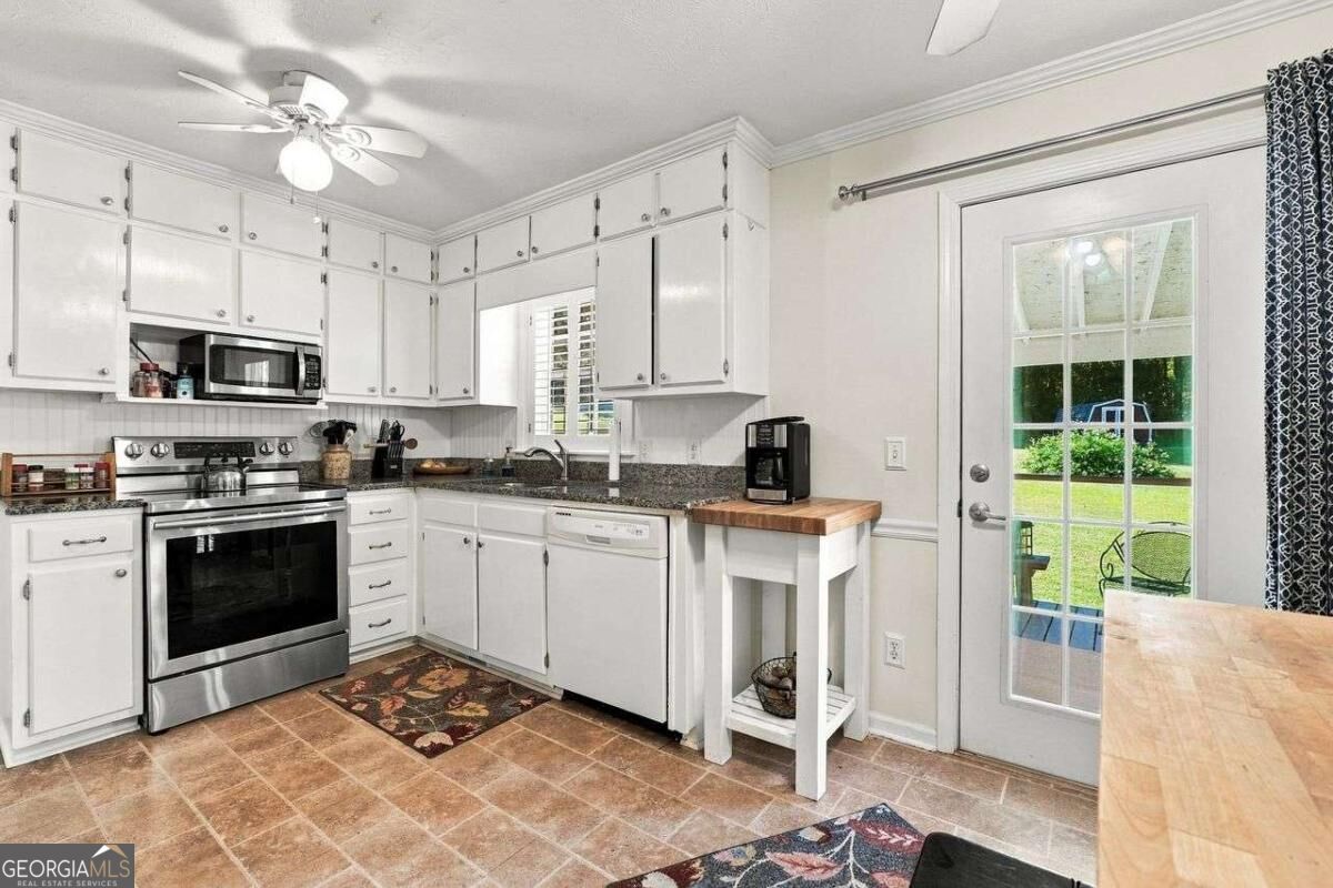 49 Lakeview Drive Villa Rica GA 30180