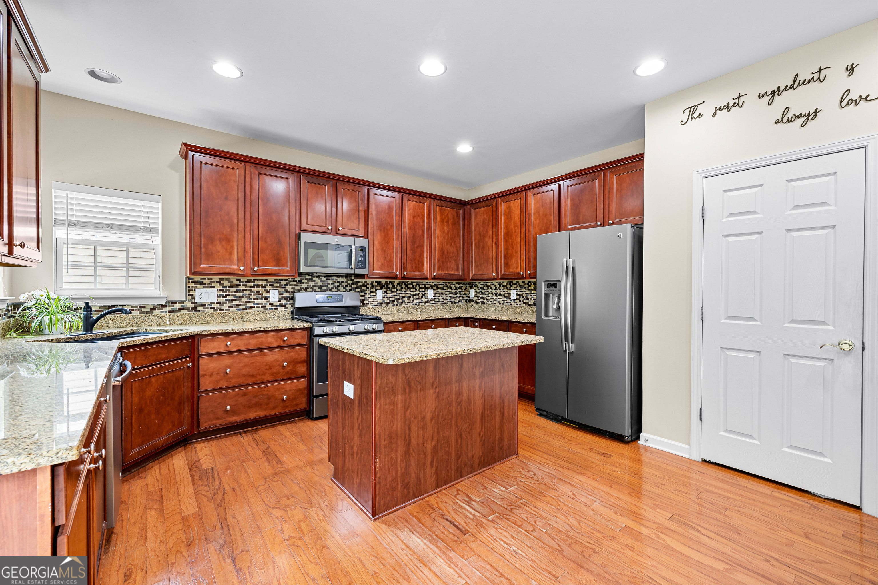 10 Stonebridge Pass Newnan GA 30265