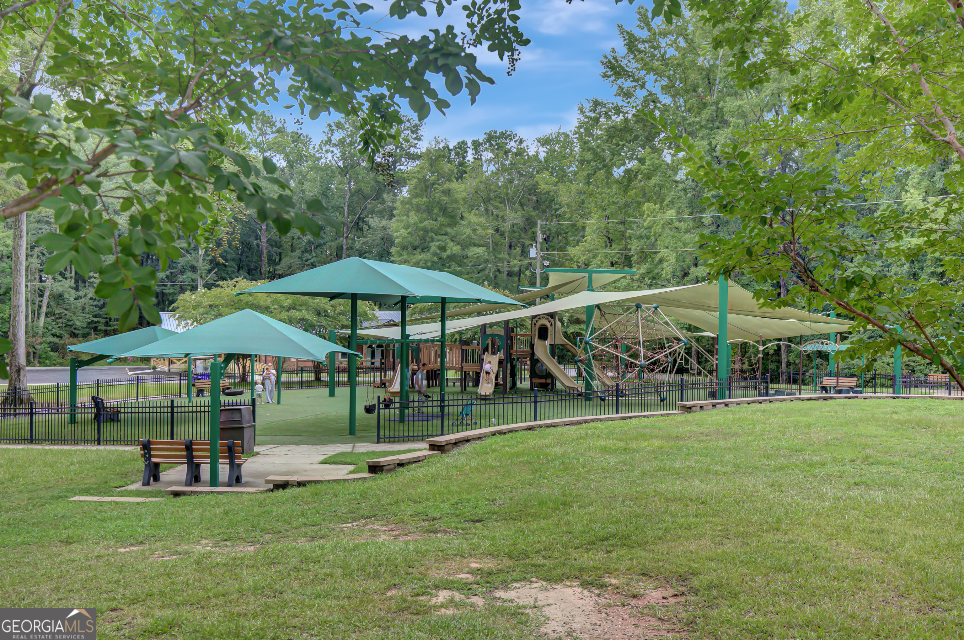 215 Redhaven Drive Senoia GA 30276