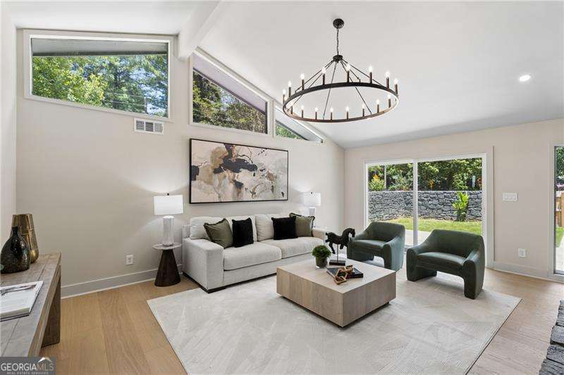 5435 High Point Road Sandy Springs GA 30342
