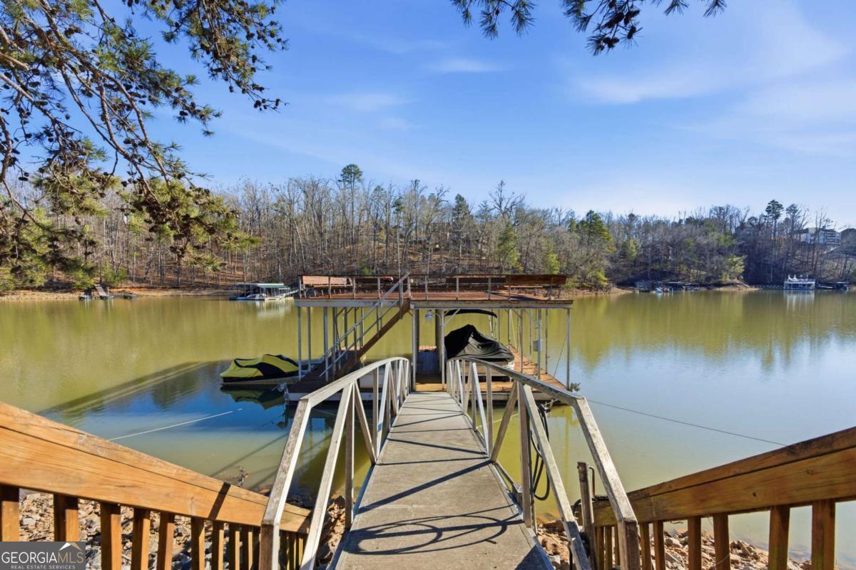 6427 Point Twenty Two Gainesville GA 30506