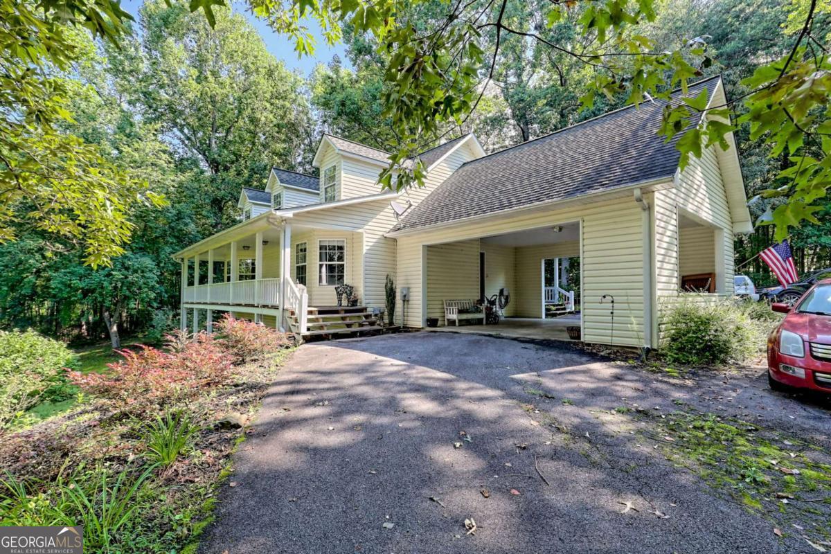 5221 Pine Crest Road Young Harris GA 30582