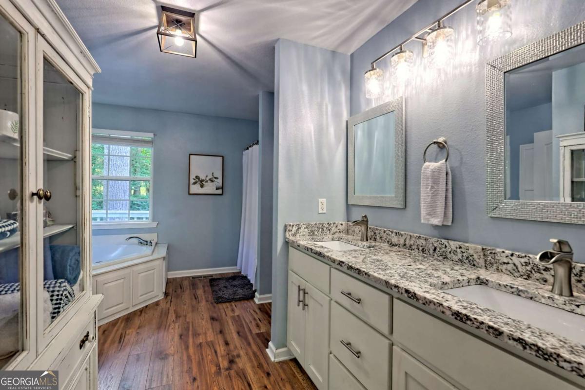 5221 Pine Crest Road Young Harris GA 30582