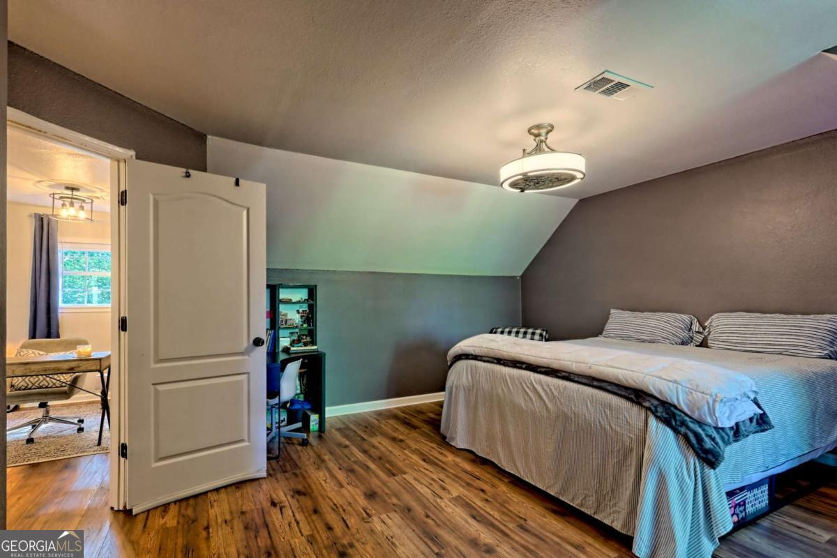 5221 Pine Crest Road Young Harris GA 30582